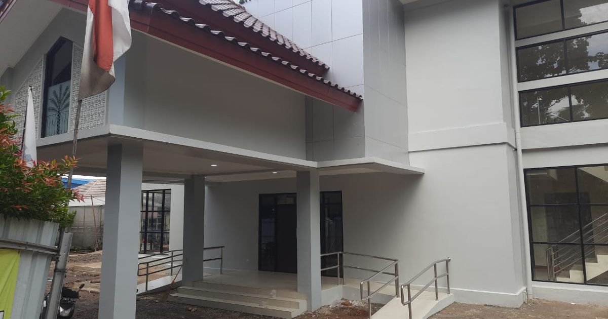 Camat Gunung Putri Pantau Gedung Kantor Kecamatan yang Baru Rampung