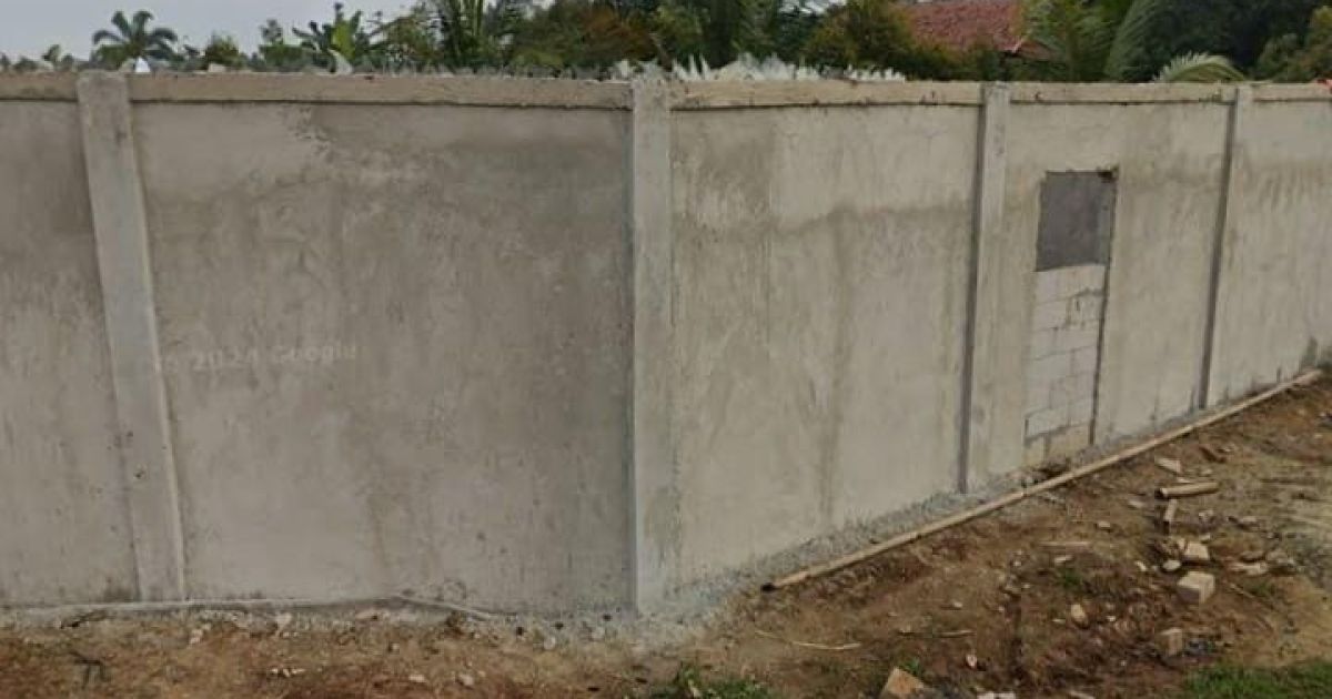 Bogor: Warga Protes Limbah Kandang Ayam PT Ayam Phoenix