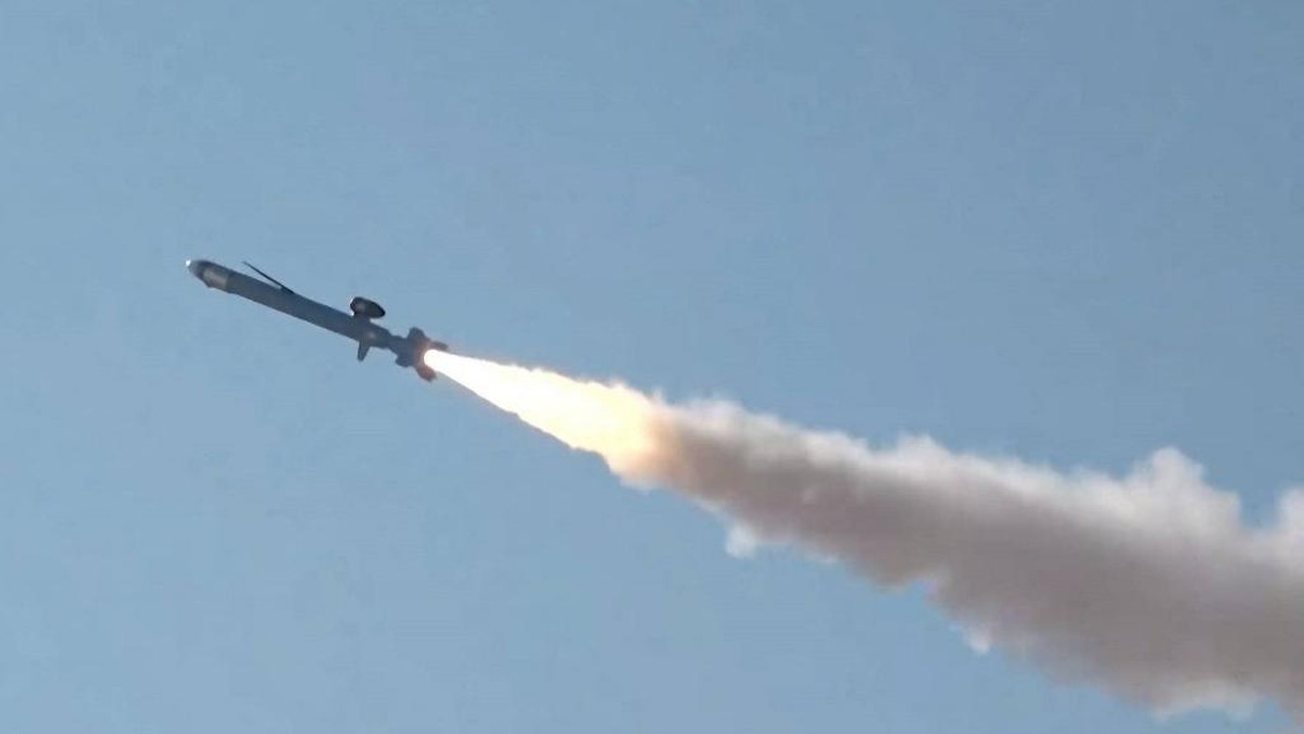 Pertahanan Udara Saudi Berhasil Tangkal Serangan Rudal Balistik Terkoordinasi di Tengah Memanasnya Konflik Timur Tengah