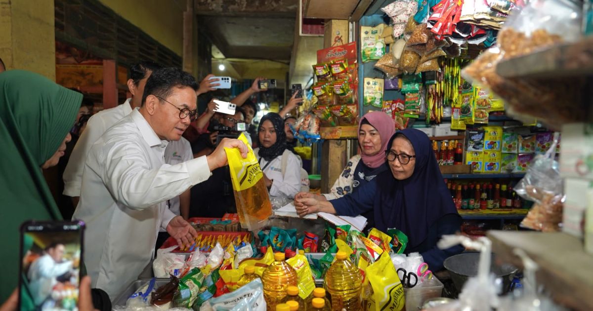 Mendag Budi Santoso Pastikan Stok Bapok Aman dan Harga Stabil Jelang Lebaran