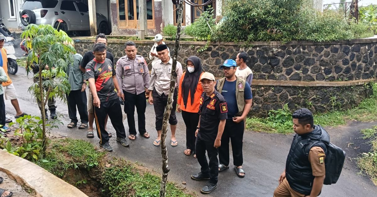 Balita Hanyut di Saluran Air, Nyawa Bocah 4 Tahun Tak Terselamatkan di Kalibunder.
